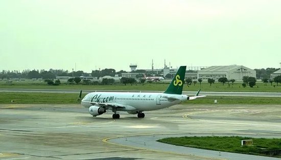 富盈策略 飞机起飞后砸向地面？春秋航空：与事实完全不符